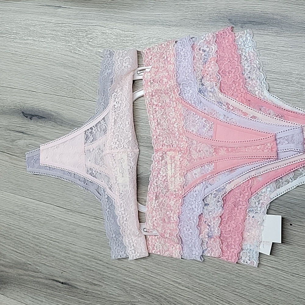 JESSICA SIMPSON THONG. - Picture 5 of 10